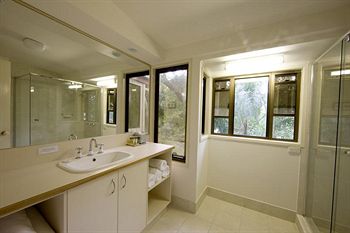 Montville Attic - Accommodation Search 1