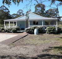 Cam-Way Estate - Accommodation Search