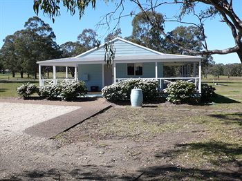 Cam-Way Estate - Accommodation Search 0