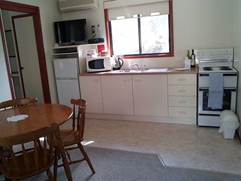 Cam-Way Estate - Accommodation Search 7