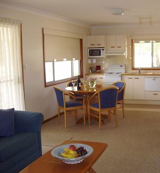 Cam-Way Estate - Accommodation Search 20