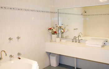 Tumut Valley Motel - Accommodation Search 13