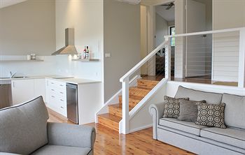 Wine Country Villas - Accommodation Search 1
