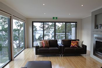 The Edgewater Bed & Breakfast - Accommodation Search 14