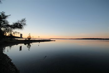 The Edgewater Bed & Breakfast - Accommodation Search 15
