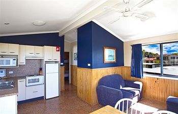 South Coast Retreat - Accommodation Search 8