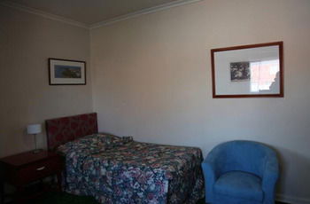 Carnegie Motor Inn - Accommodation Search 8