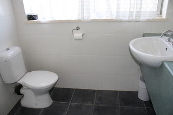 Carnegie Motor Inn - Accommodation Search 17