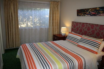 Carnegie Motor Inn - Accommodation Search 28