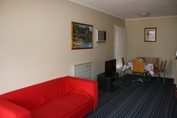 Carnegie Motor Inn - Accommodation Search 35