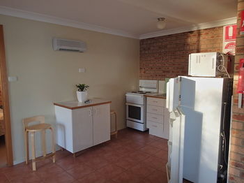 Dungowan Waterfront Apartments - Accommodation Search 18