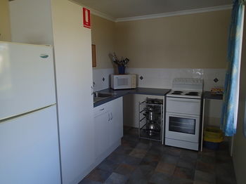 Dungowan Waterfront Apartments - Accommodation Search 33