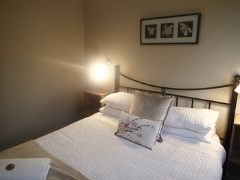Dungowan Waterfront Apartments - Accommodation Search 57