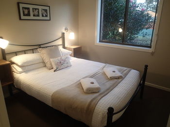 Dungowan Waterfront Apartments - Accommodation Search 61