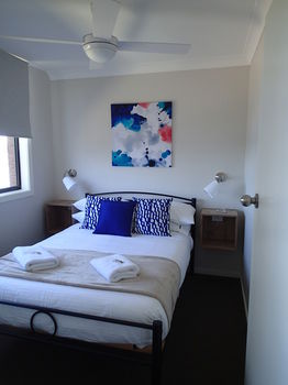 Dungowan Waterfront Apartments - Accommodation Search 119
