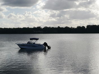 Dungowan Waterfront Apartments - Accommodation Search 138