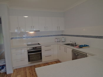 Dungowan Waterfront Apartments - Accommodation Search 145