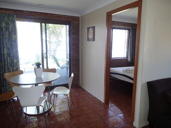 Dungowan Waterfront Apartments - Accommodation Search 169