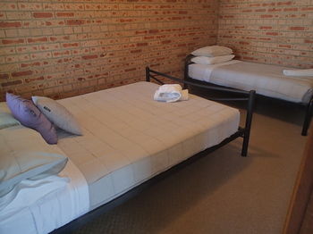 Dungowan Waterfront Apartments - Accommodation Search 191