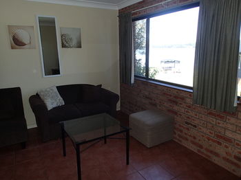 Dungowan Waterfront Apartments - Accommodation Search 192