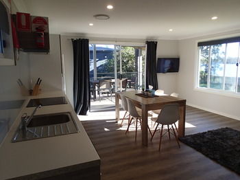 Dungowan Waterfront Apartments - Accommodation Search 235