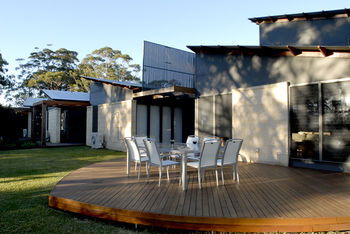 By The Beach B&B And Apartments - Accommodation Search 11