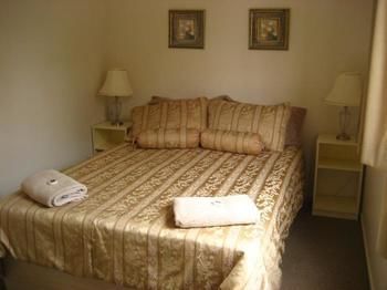 Australian Motor Homes Tourist Park - Accommodation Search 12