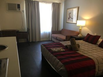 Australian Motor Homes Tourist Park - Accommodation Search 17