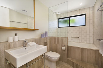 Jacaranda Noosa - Accommodation Search 4