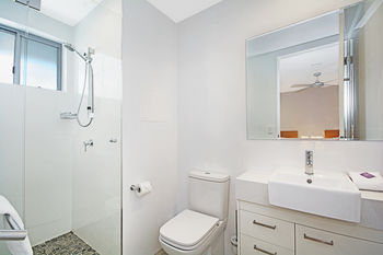 Jacaranda Noosa - Accommodation Search 5
