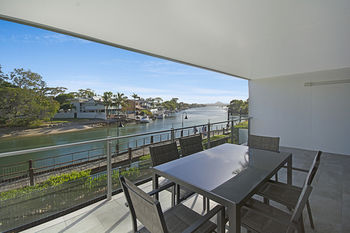 Jacaranda Noosa - Accommodation Search 8