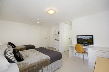 Jacaranda Noosa - Accommodation Search 36