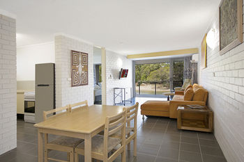 Jacaranda Noosa - Accommodation Search 54