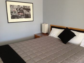 Old Maitland Inn - Accommodation Search 12
