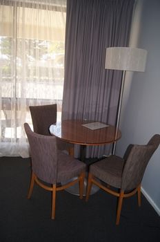 Old Maitland Inn - Accommodation Search 28