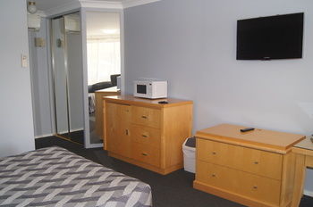 Old Maitland Inn - Accommodation Search 36