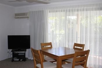 Chez Noosa Resort Motel - Accommodation Search 0