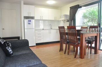 Chez Noosa Resort Motel - Accommodation Search 28