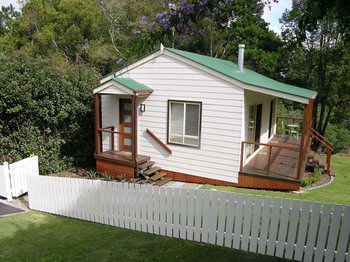 Apple Tree Cottage & Studio - Accommodation Search 7