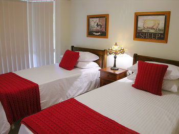 Apple Tree Cottage & Studio - Accommodation Search 8