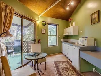 Tanglewood Gardens - Accommodation Search 13