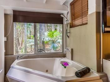 Tanglewood Gardens - Accommodation Search 17
