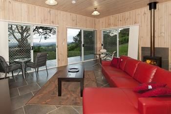 Treetops Accommodation Montville - Accommodation Search 5