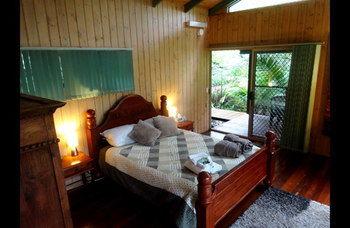 Treetops Accommodation Montville - Accommodation Search 18