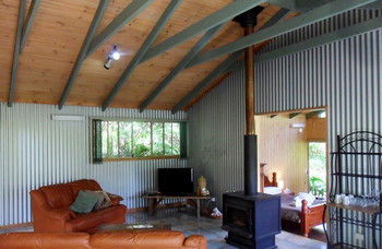 Treetops Accommodation Montville - Accommodation Search 42