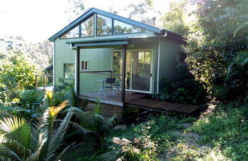 Treetops Accommodation Montville - Accommodation Search 52