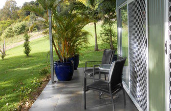 Treetops Accommodation Montville - Accommodation Search 58