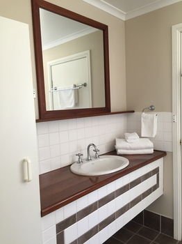 Belford Cottages - Accommodation Search 0