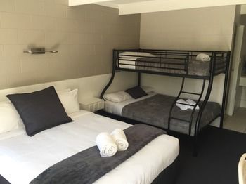 Buderim Fiesta Motel - Accommodation Search 10