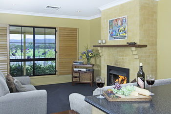 Broken View Estate - Accommodation Search 7